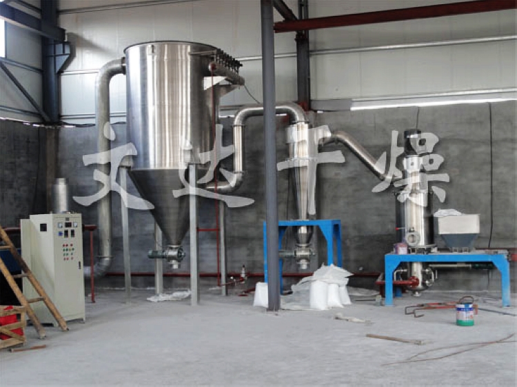 气流干燥机1.jpg 气流干燥机1.jpg